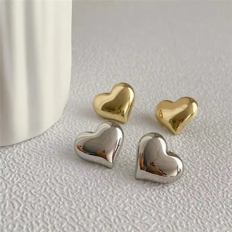 Gold Color Smooth Surface Love Heart Shaped Stud Earrings Women Minimalist Fashion Girl Wedding Bridal Jewelry