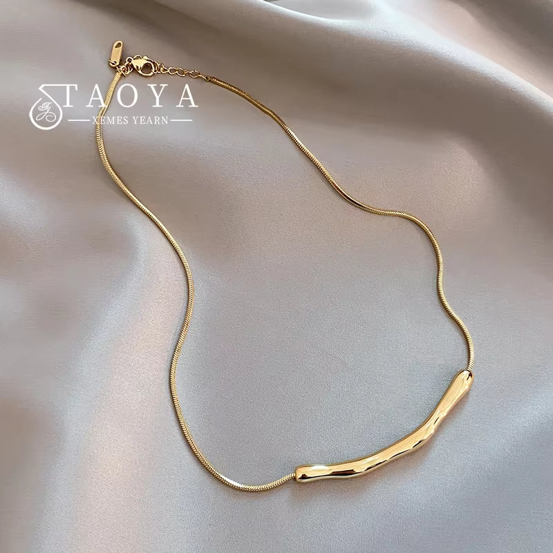 European and American Fashion Simple Stainless Steel Gold Color Collarbone Chain for Women’S Fashion Short Necklaces Jewelry