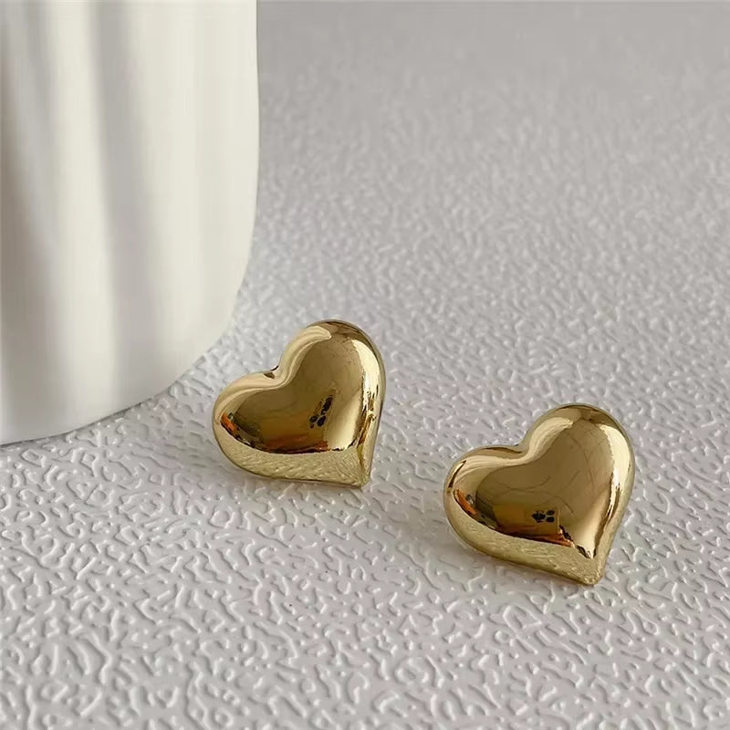 Gold Color Smooth Surface Love Heart Shaped Stud Earrings Women Minimalist Fashion Girl Wedding Bridal Jewelry